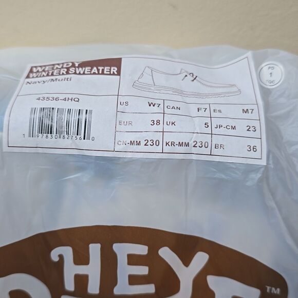 NWT Hey Dude Wendy Winter Sweater Size 7 - Picture 7 of 8